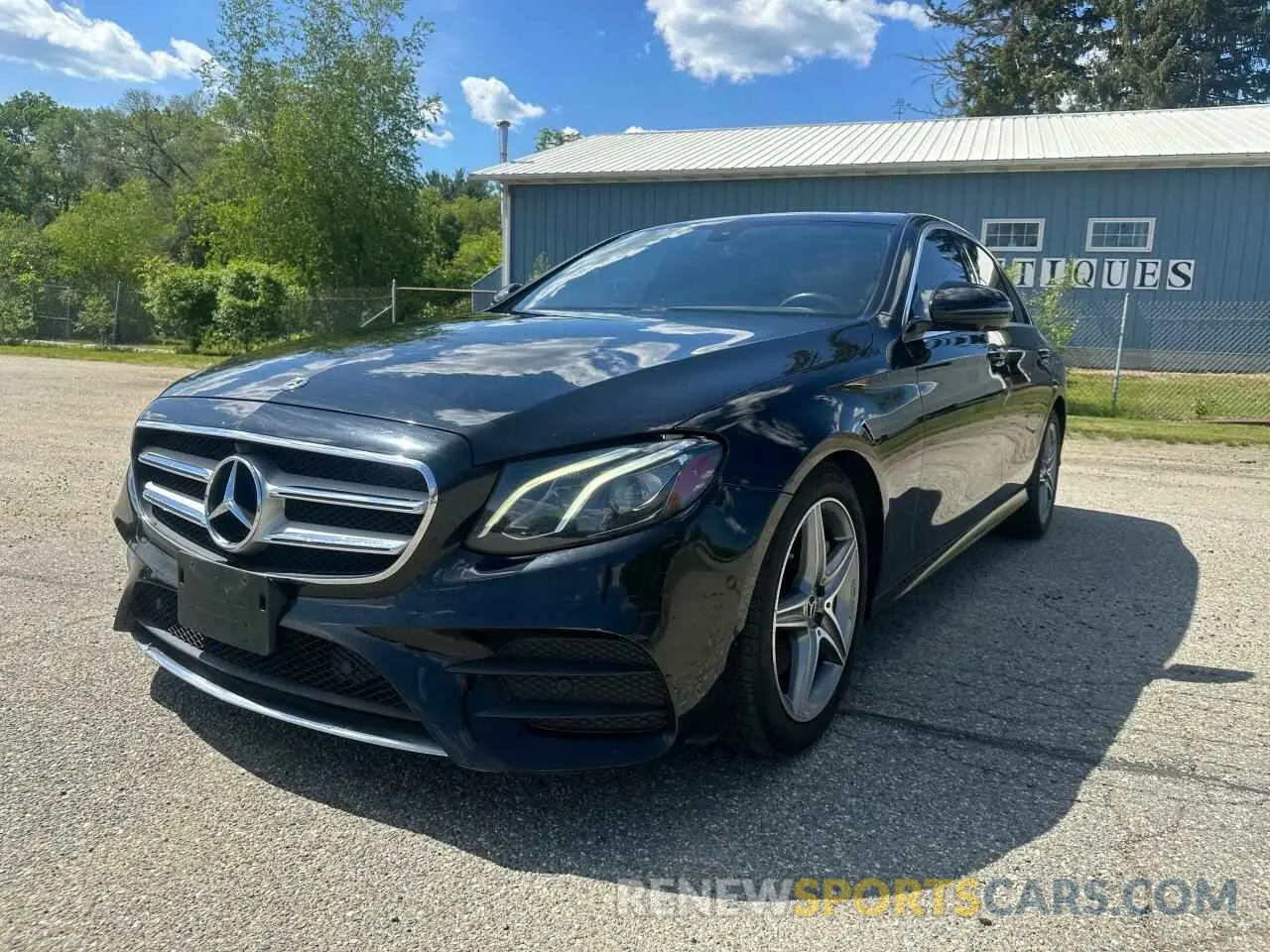 2 Photograph of a damaged car WDDZF4KB6KA566954 MERCEDES-BENZ E-CLASS 2019