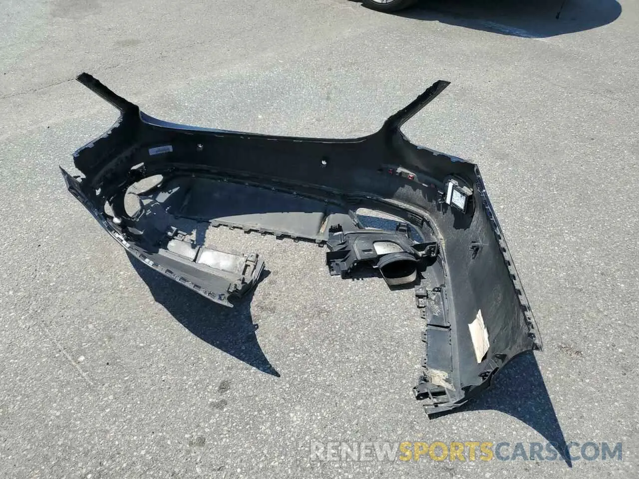 12 Photograph of a damaged car WDDZF4KB6KA601203 MERCEDES-BENZ E-CLASS 2019