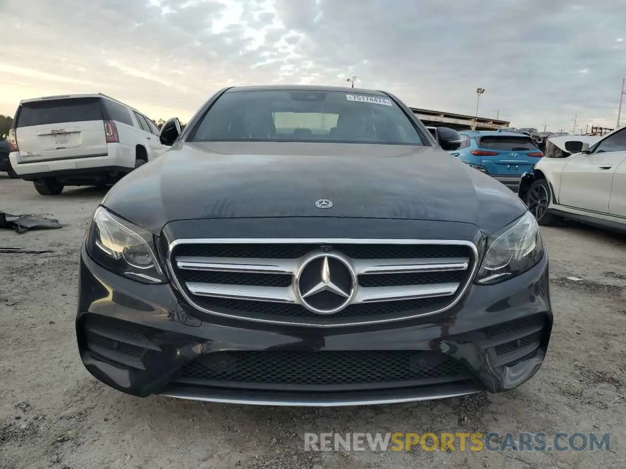 5 Photograph of a damaged car WDDZF4KB7KA499815 MERCEDES-BENZ E-CLASS 2019