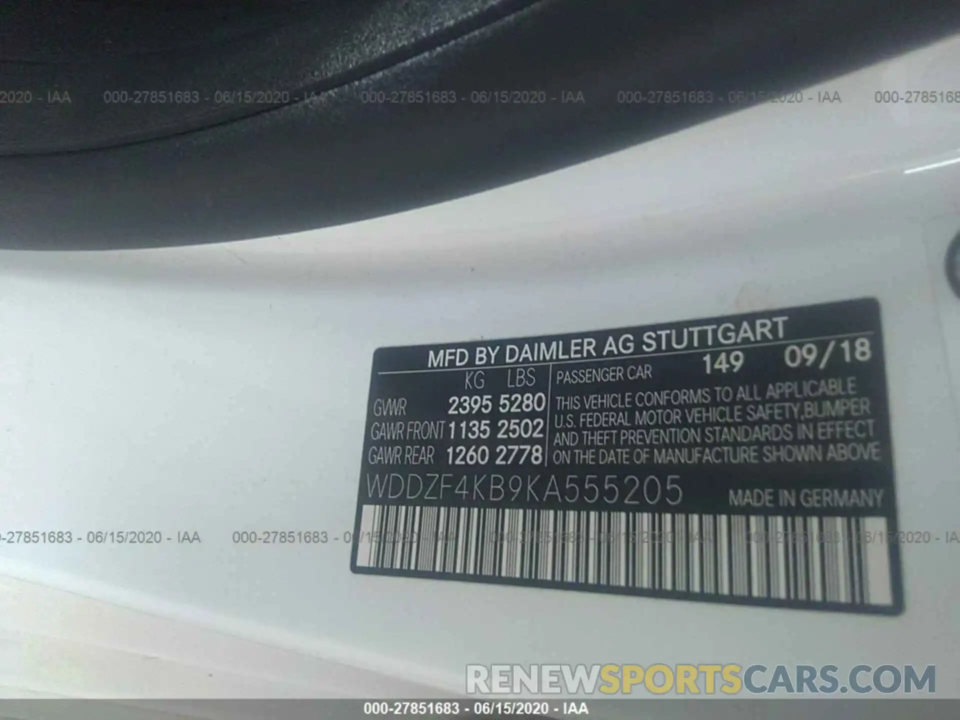 9 Photograph of a damaged car WDDZF4KB9KA555205 MERCEDES-BENZ E-CLASS 2019