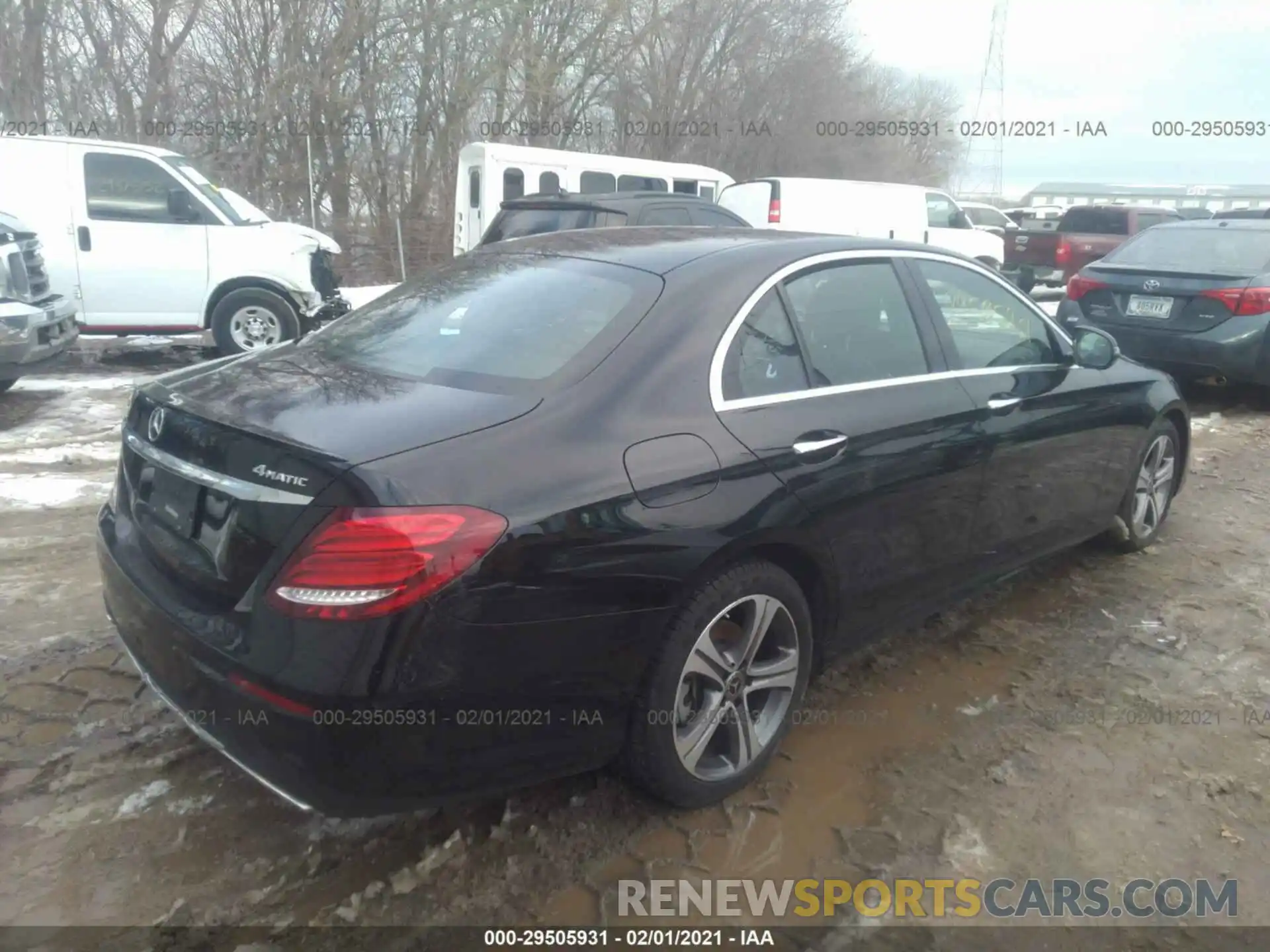 4 Photograph of a damaged car WDDZF4KBXKA568934 MERCEDES-BENZ E-CLASS 2019