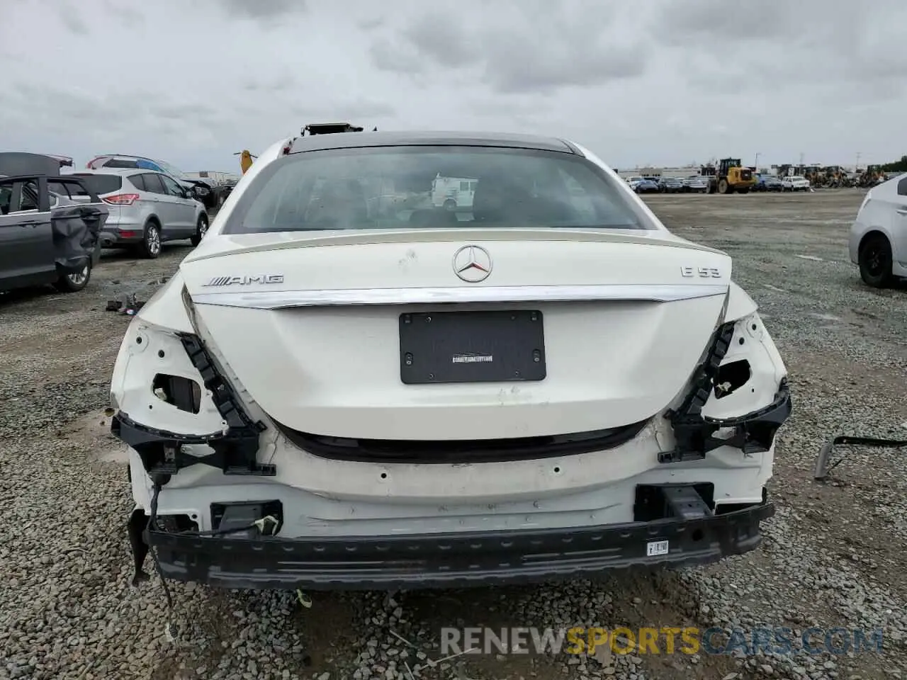6 Photograph of a damaged car WDDZF6BB0KA574110 MERCEDES-BENZ E-CLASS 2019