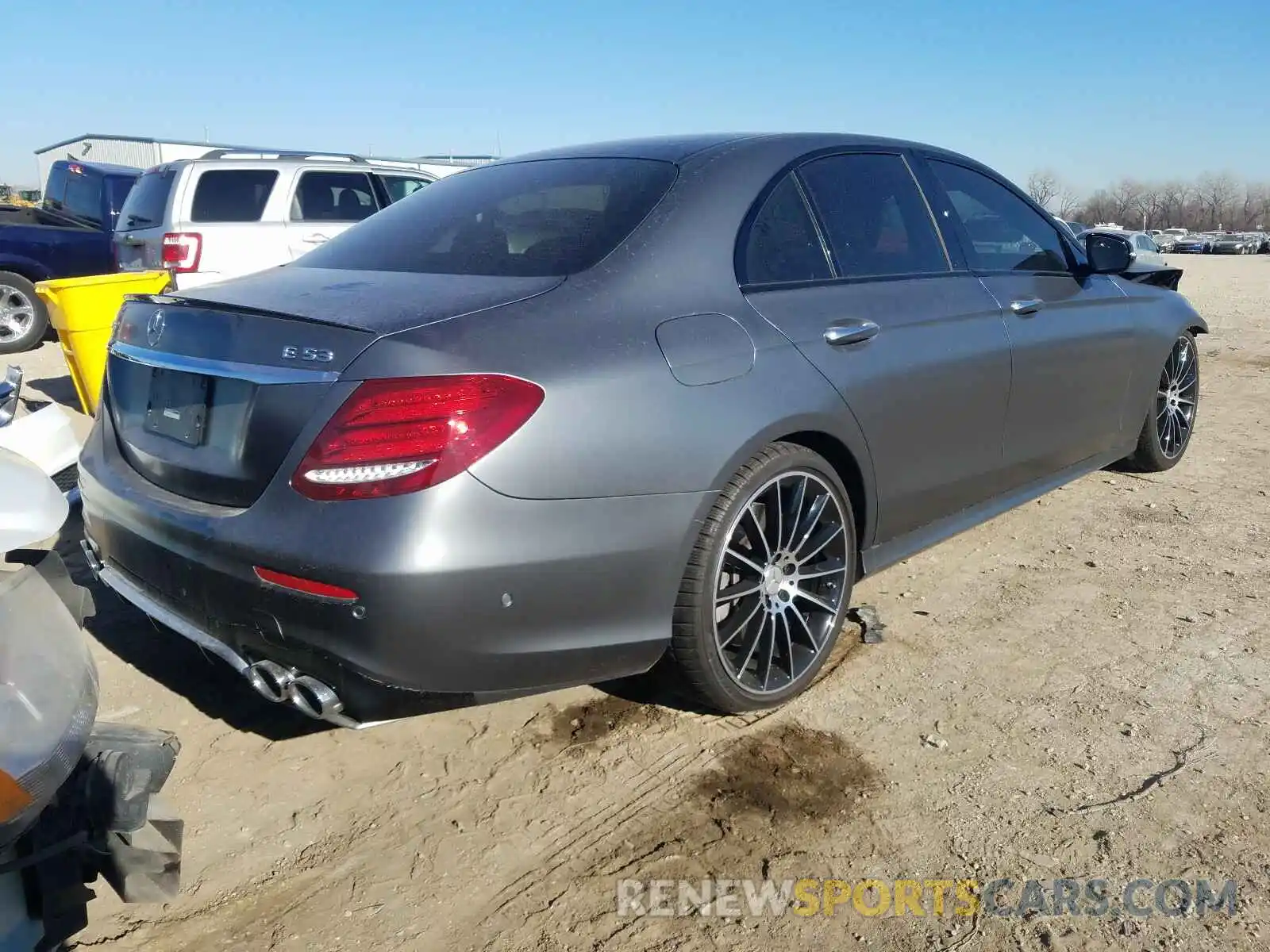 4 Photograph of a damaged car WDDZF6BB3KA600330 MERCEDES-BENZ E CLASS 2019