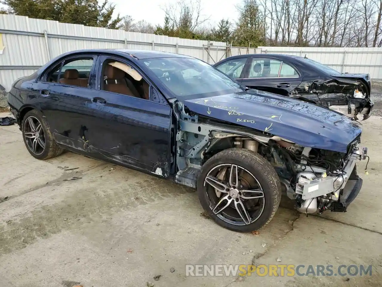 4 Photograph of a damaged car WDDZF6BB4KA645745 MERCEDES-BENZ E-CLASS 2019