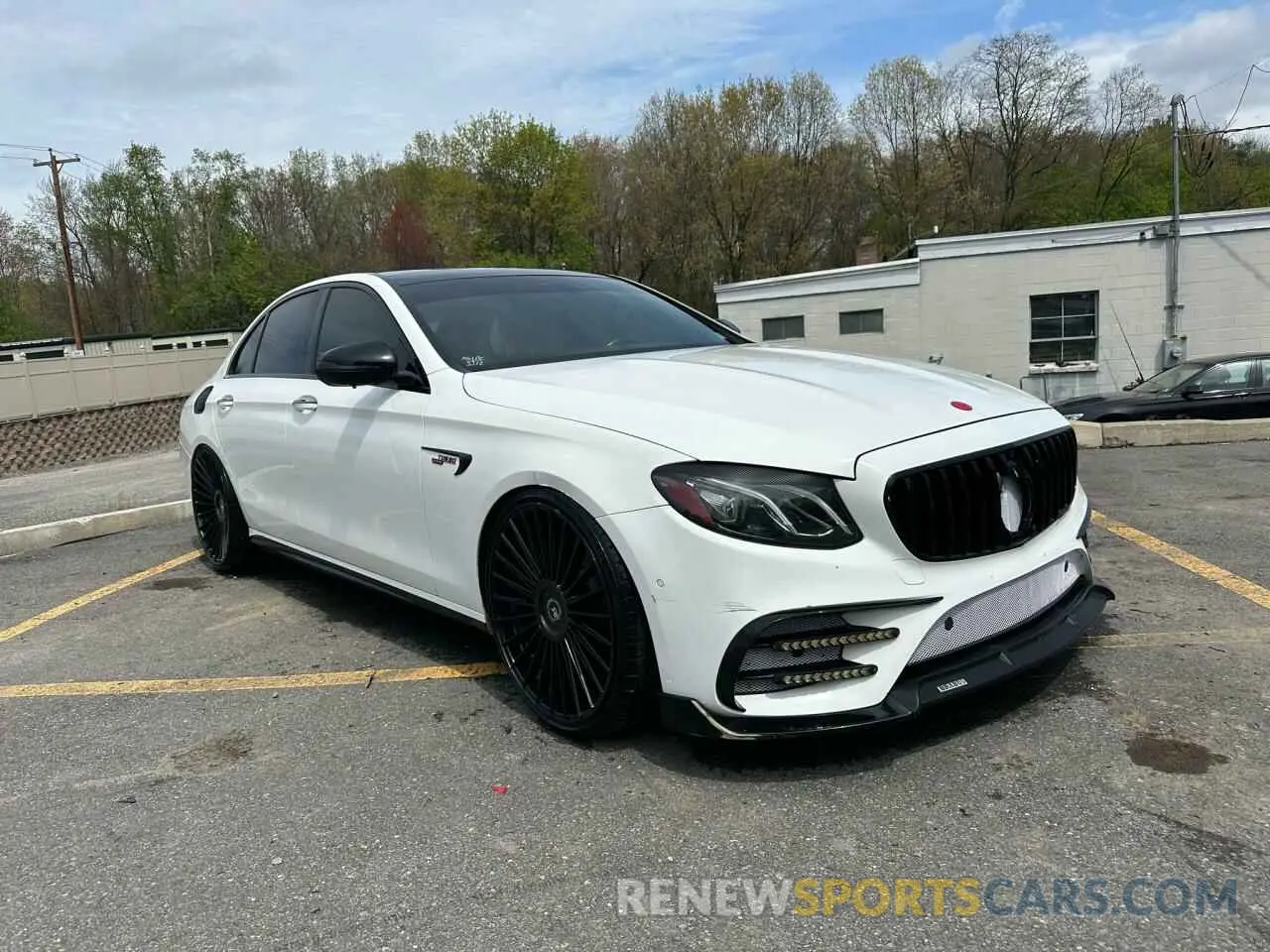 4 Photograph of a damaged car WDDZF6BB7KA589865 MERCEDES-BENZ E-CLASS 2019