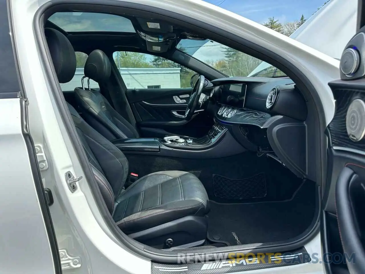 6 Photograph of a damaged car WDDZF6BB7KA589865 MERCEDES-BENZ E-CLASS 2019