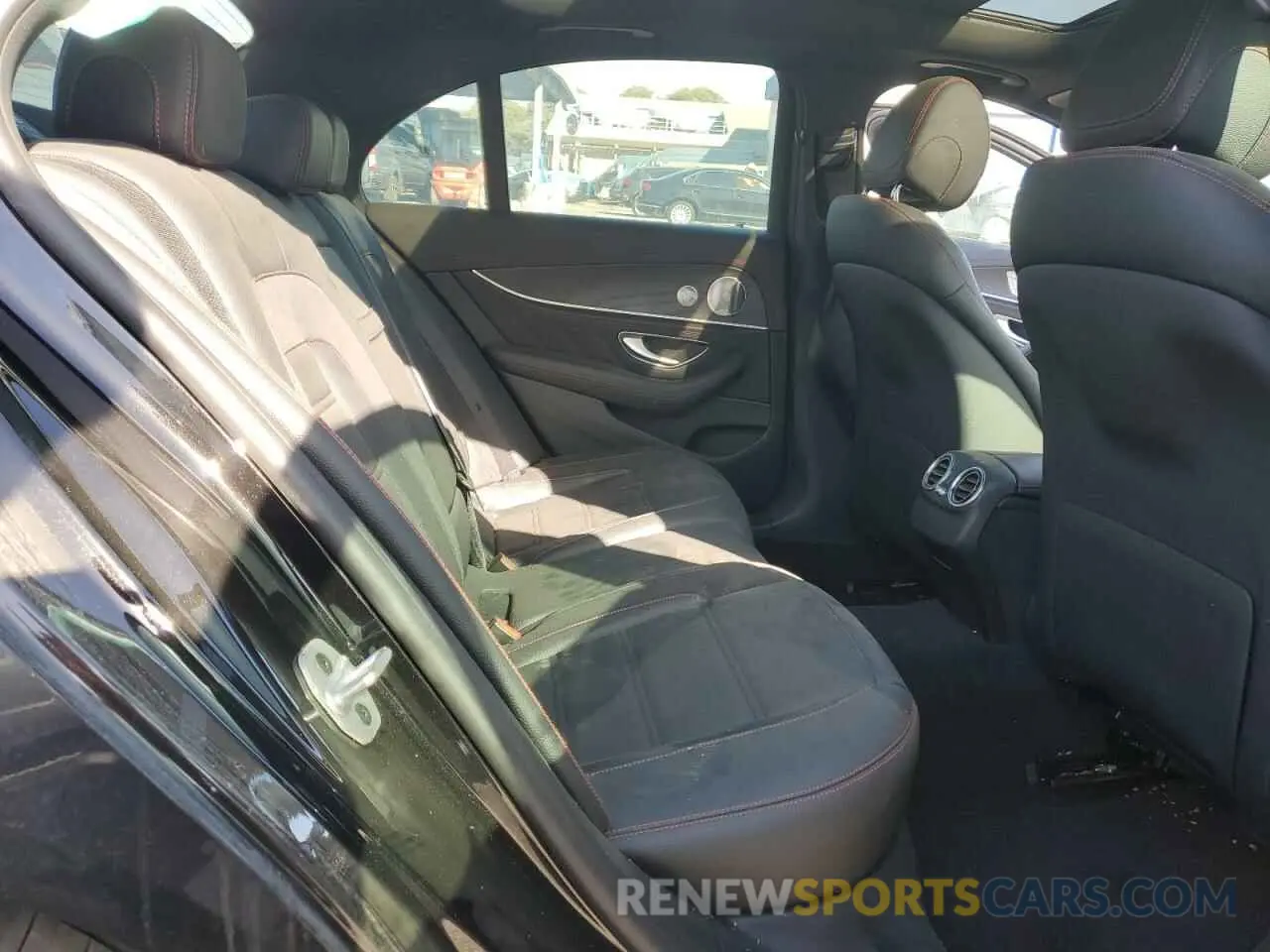 10 Photograph of a damaged car WDDZF6BBXKA656183 MERCEDES-BENZ E-CLASS 2019