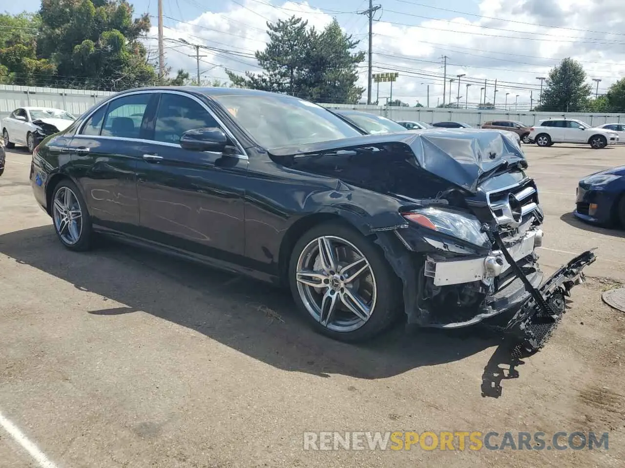 4 Photograph of a damaged car WDDZF6JB0KA669865 MERCEDES-BENZ E-CLASS 2019