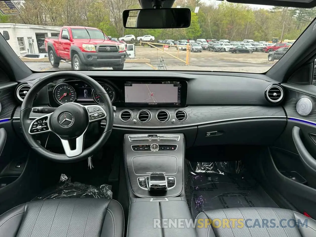 5 Photograph of a damaged car WDDZF6JB1KA490993 MERCEDES-BENZ E-CLASS 2019