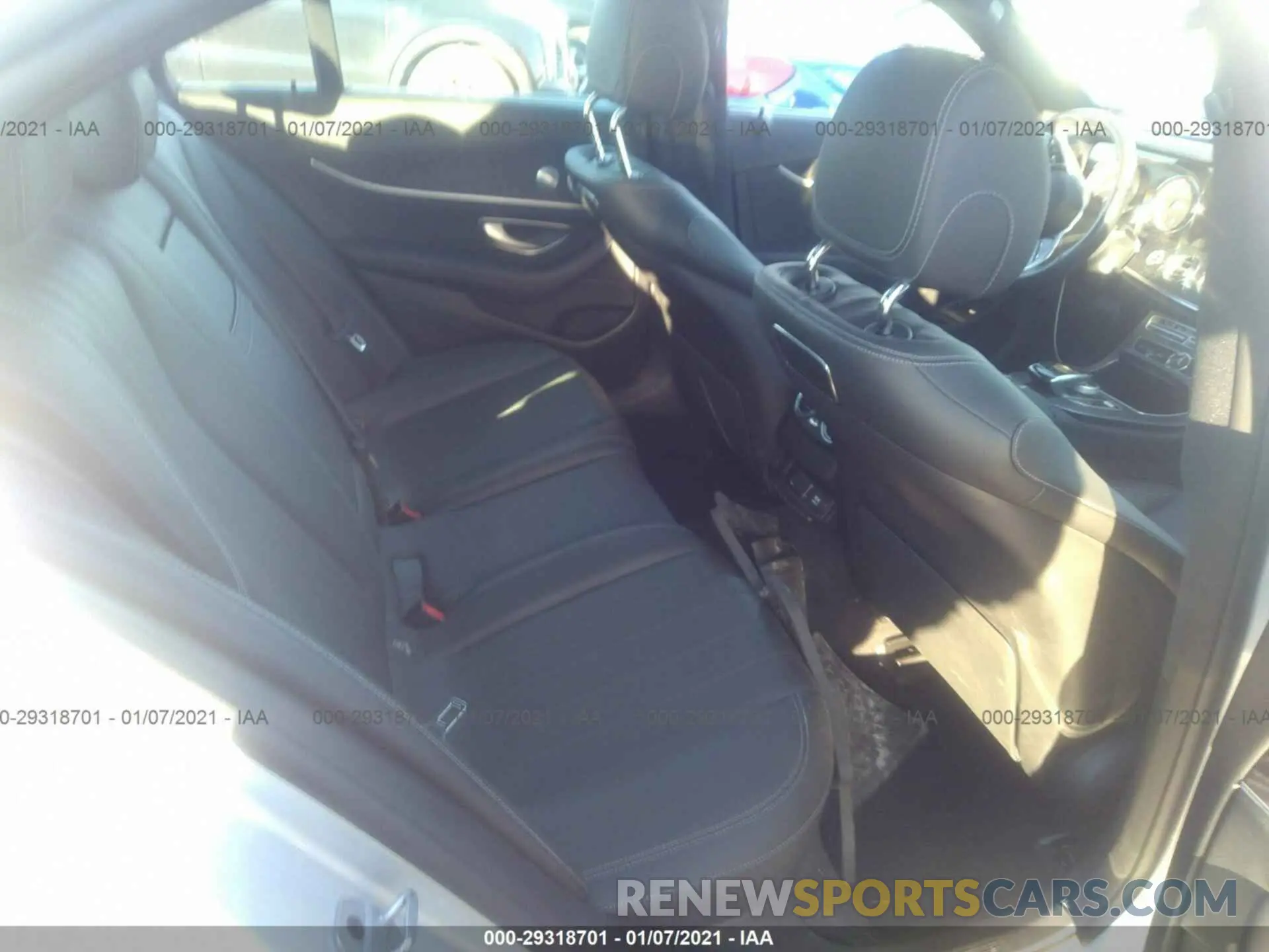 8 Photograph of a damaged car WDDZF6JB2KA639895 MERCEDES-BENZ E-CLASS 2019