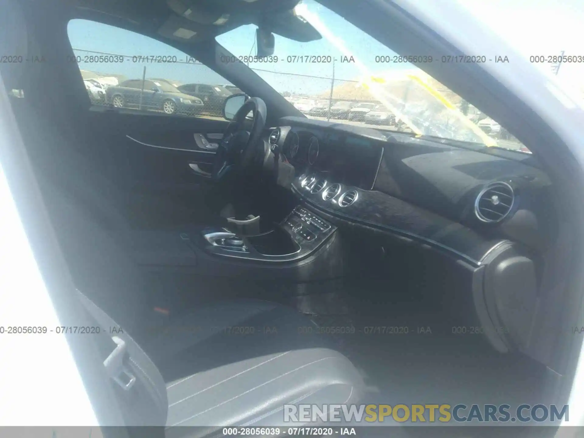 5 Photograph of a damaged car WDDZF6JB4KA517815 MERCEDES-BENZ E-CLASS 2019