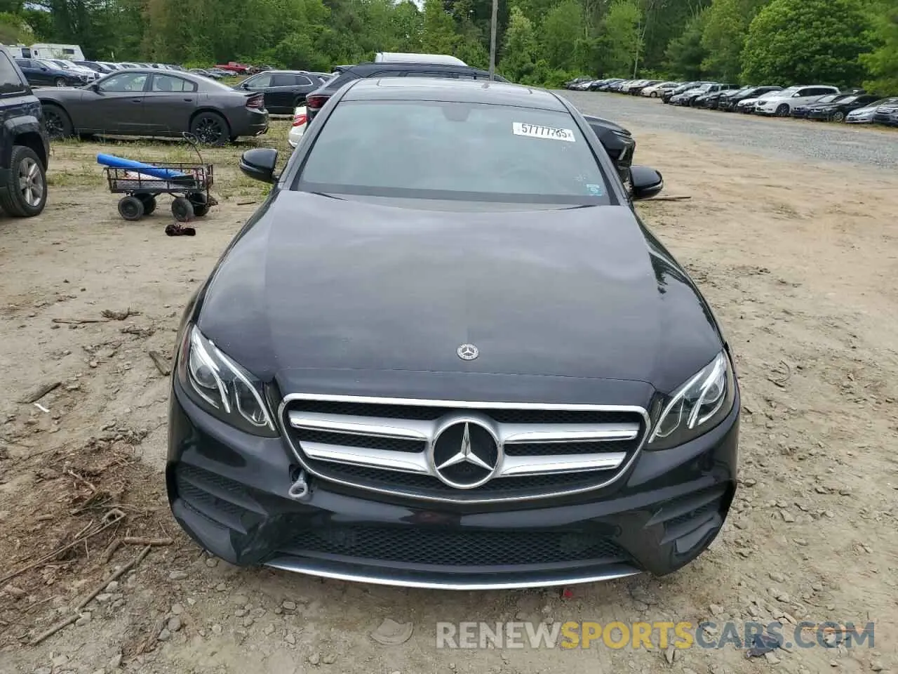 5 Photograph of a damaged car WDDZF6JB6KA493873 MERCEDES-BENZ E-CLASS 2019