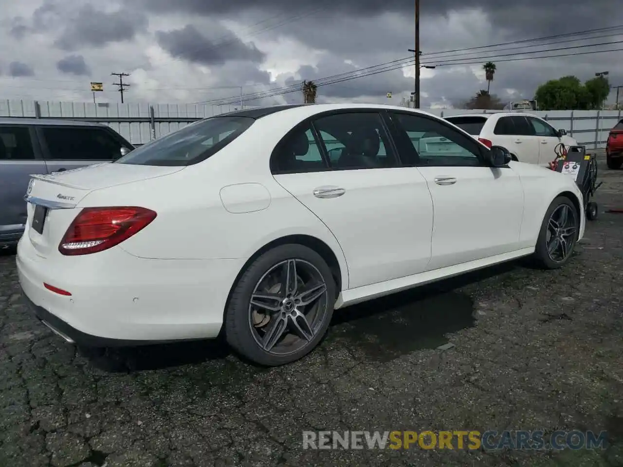 3 Photograph of a damaged car WDDZF6JB9KA499389 MERCEDES-BENZ E-CLASS 2019