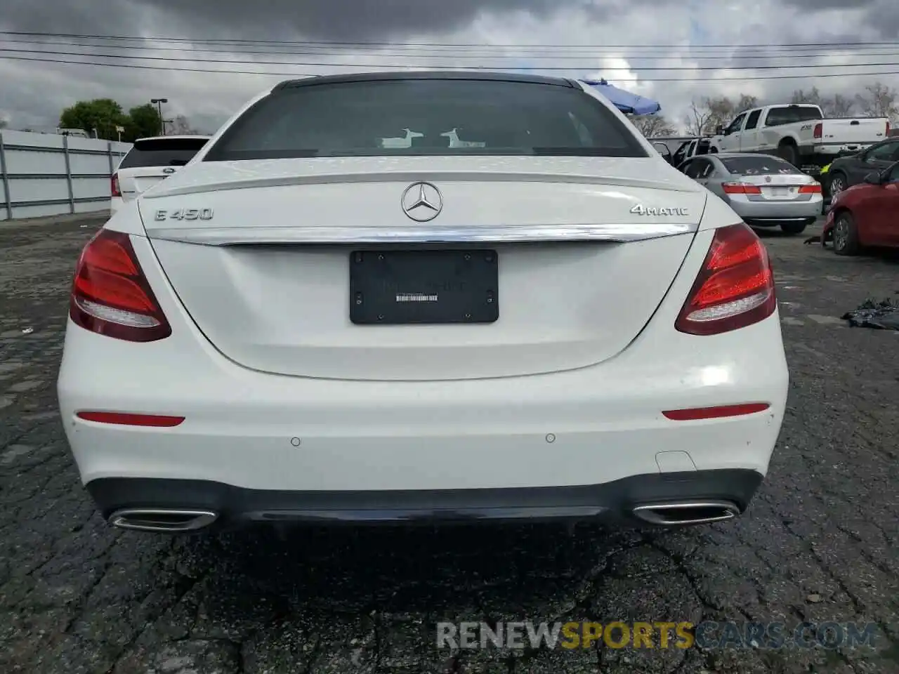 6 Photograph of a damaged car WDDZF6JB9KA499389 MERCEDES-BENZ E-CLASS 2019