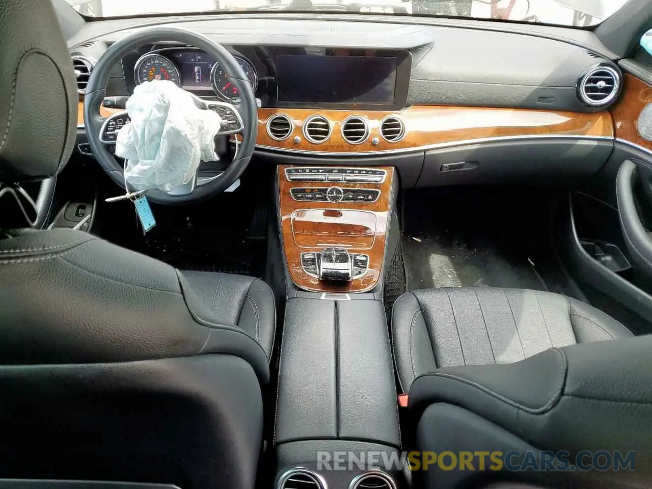 8 Photograph of a damaged car WDDZF6JB9KA515073 MERCEDES-BENZ E-CLASS 2019