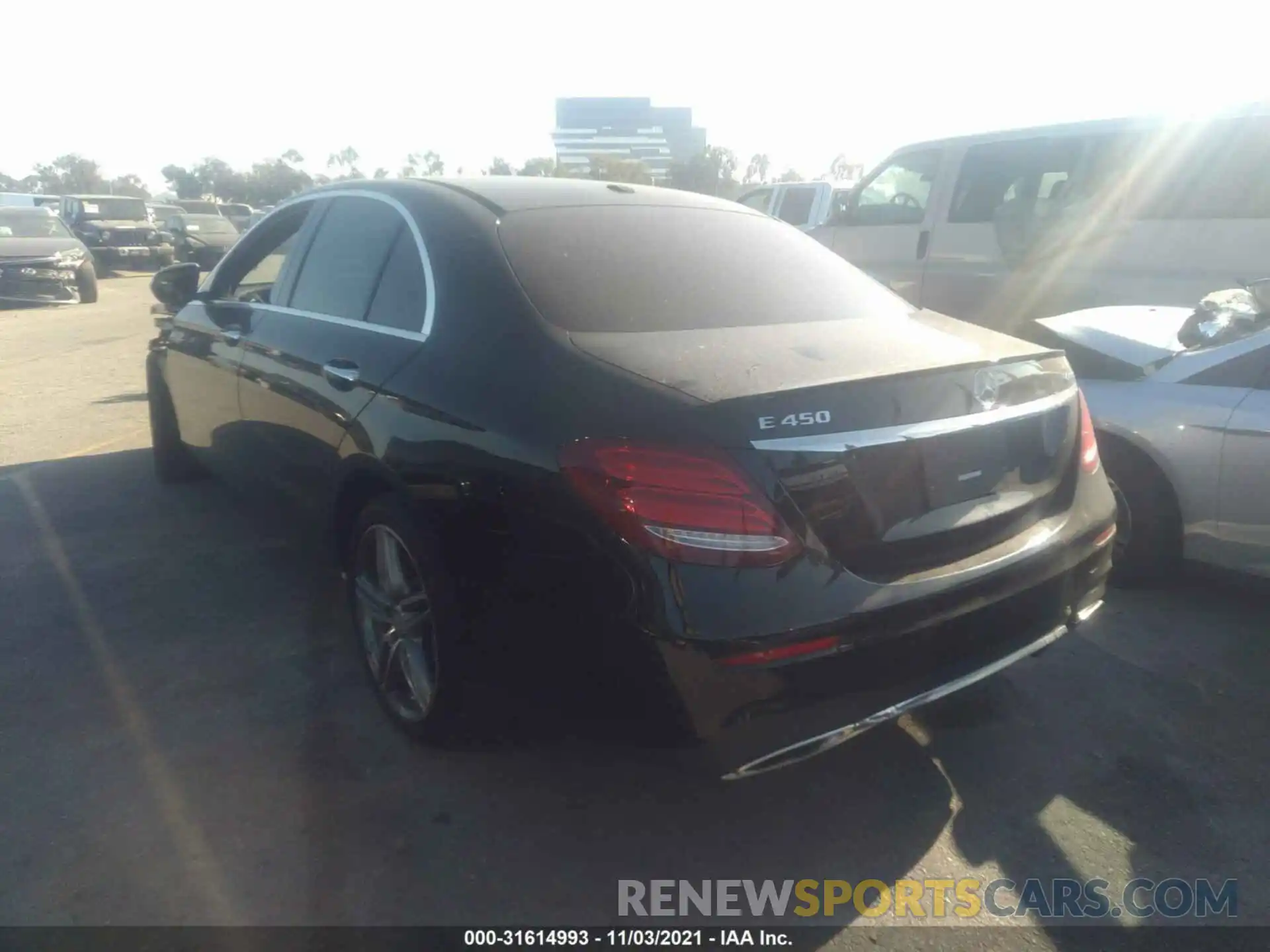 3 Photograph of a damaged car WDDZF6JB9KA523092 MERCEDES-BENZ E-CLASS 2019