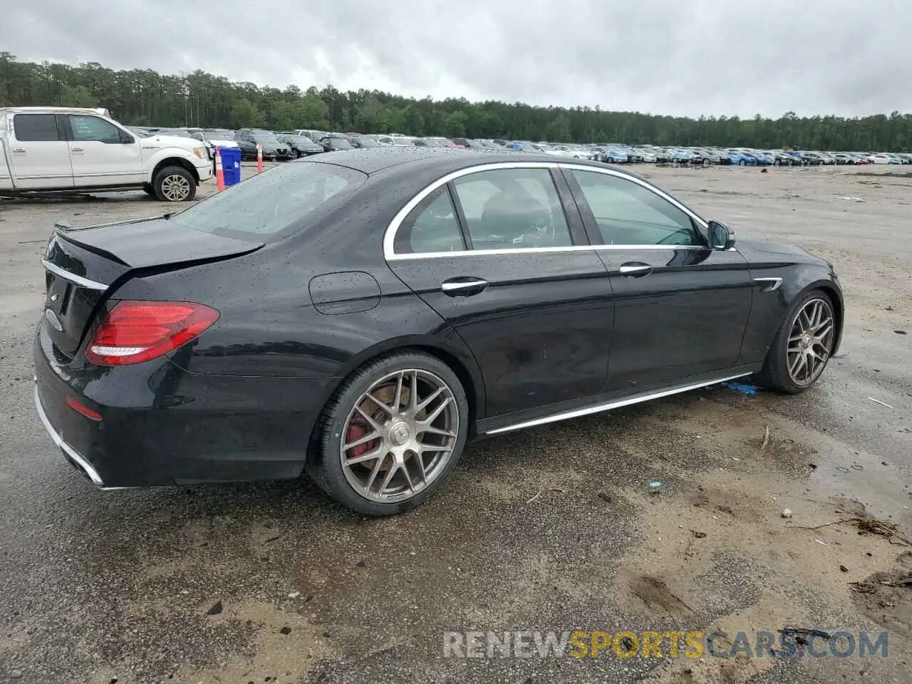 3 Photograph of a damaged car WDDZF8KB1KA538521 MERCEDES-BENZ E-CLASS 2019