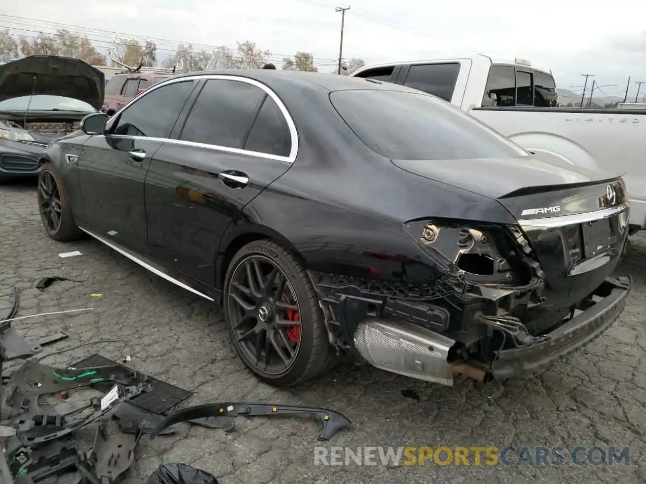 2 Photograph of a damaged car WDDZF8KB7KA561432 MERCEDES-BENZ E-CLASS 2019