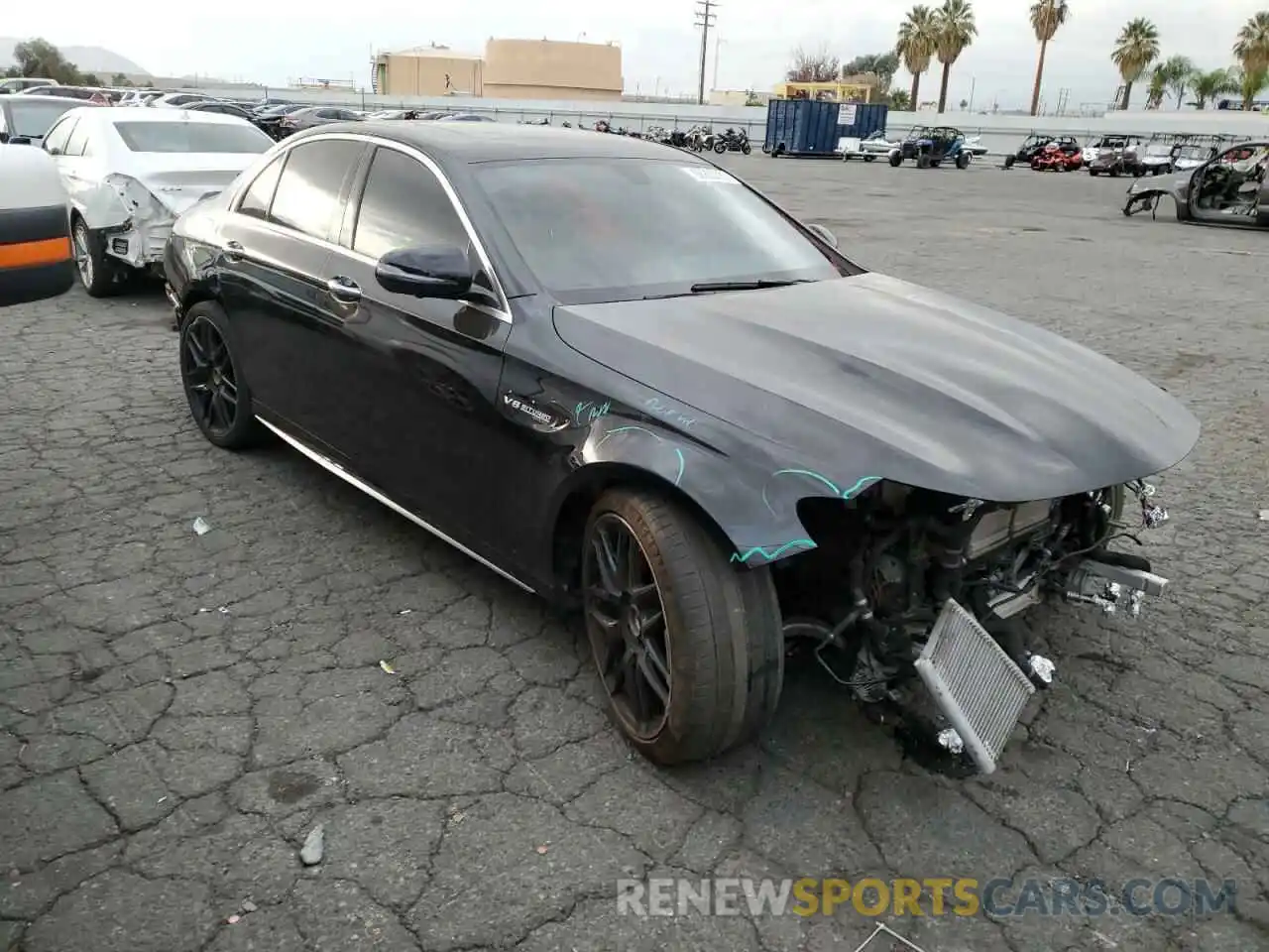 4 Photograph of a damaged car WDDZF8KB7KA561432 MERCEDES-BENZ E-CLASS 2019