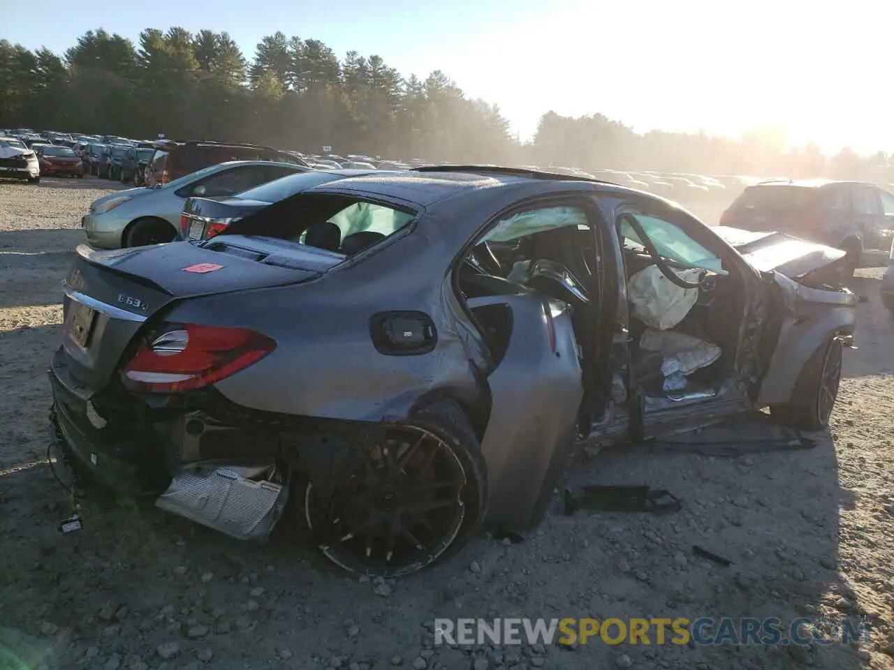 3 Photograph of a damaged car WDDZF8KB9KA505458 MERCEDES-BENZ E-CLASS 2019