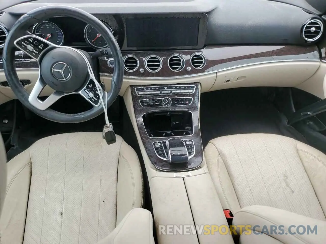 8 Photograph of a damaged car WDDZH6JB1KA556677 MERCEDES-BENZ E-CLASS 2019