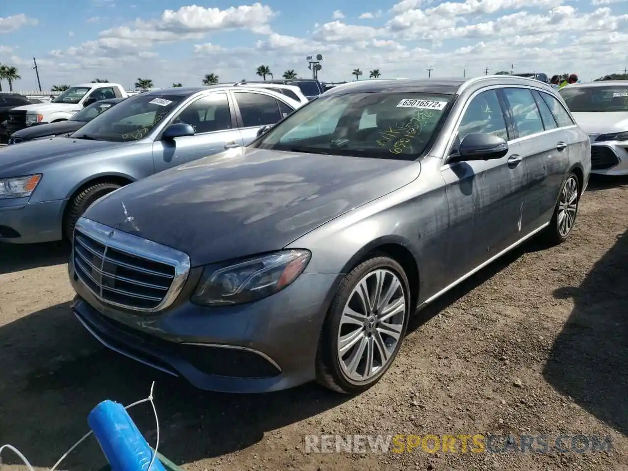 2 Photograph of a damaged car WDDZH6JB2KA613212 MERCEDES-BENZ E-CLASS 2019