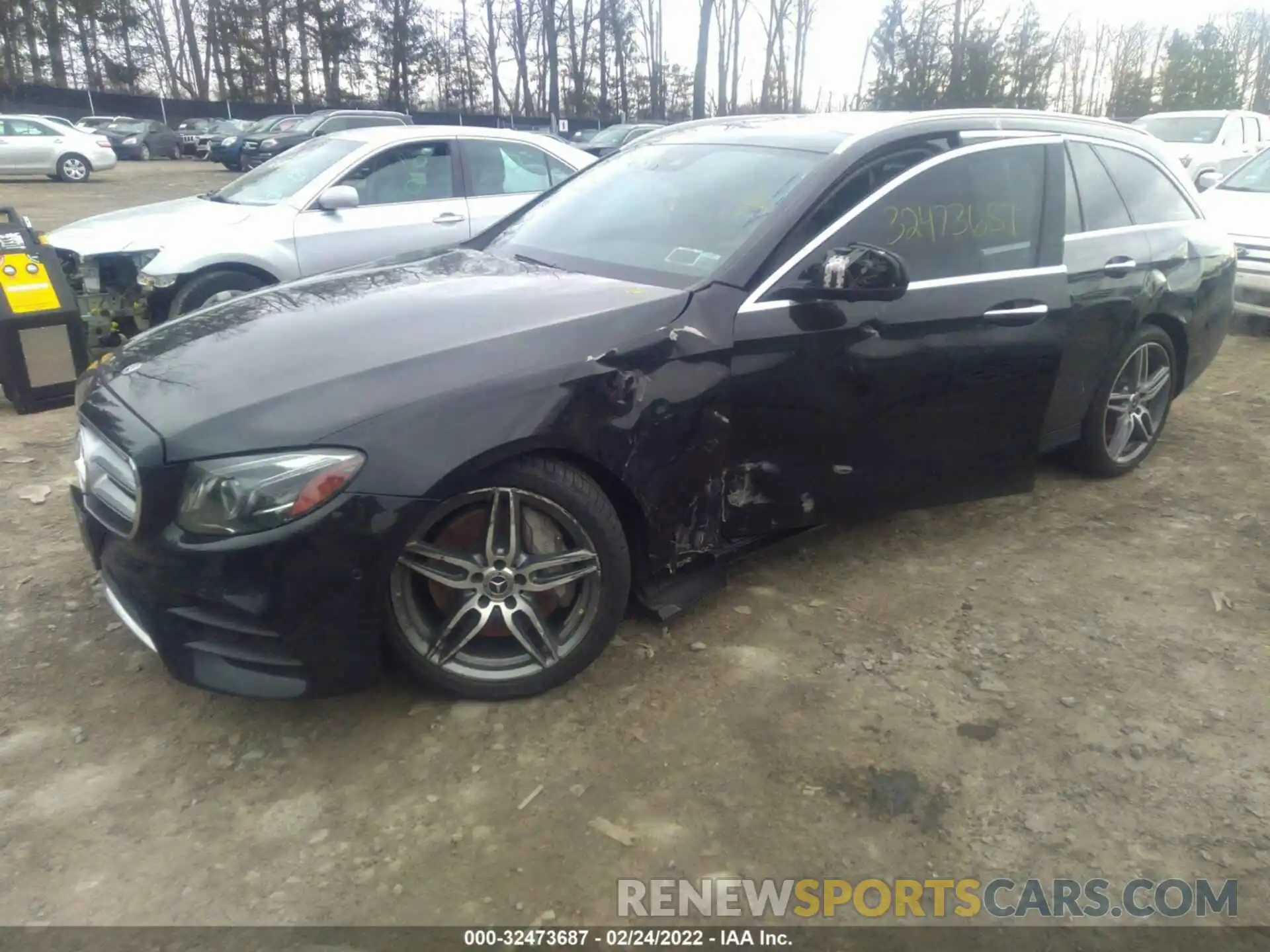 2 Photograph of a damaged car WDDZH6JB3KA507304 MERCEDES-BENZ E-CLASS 2019