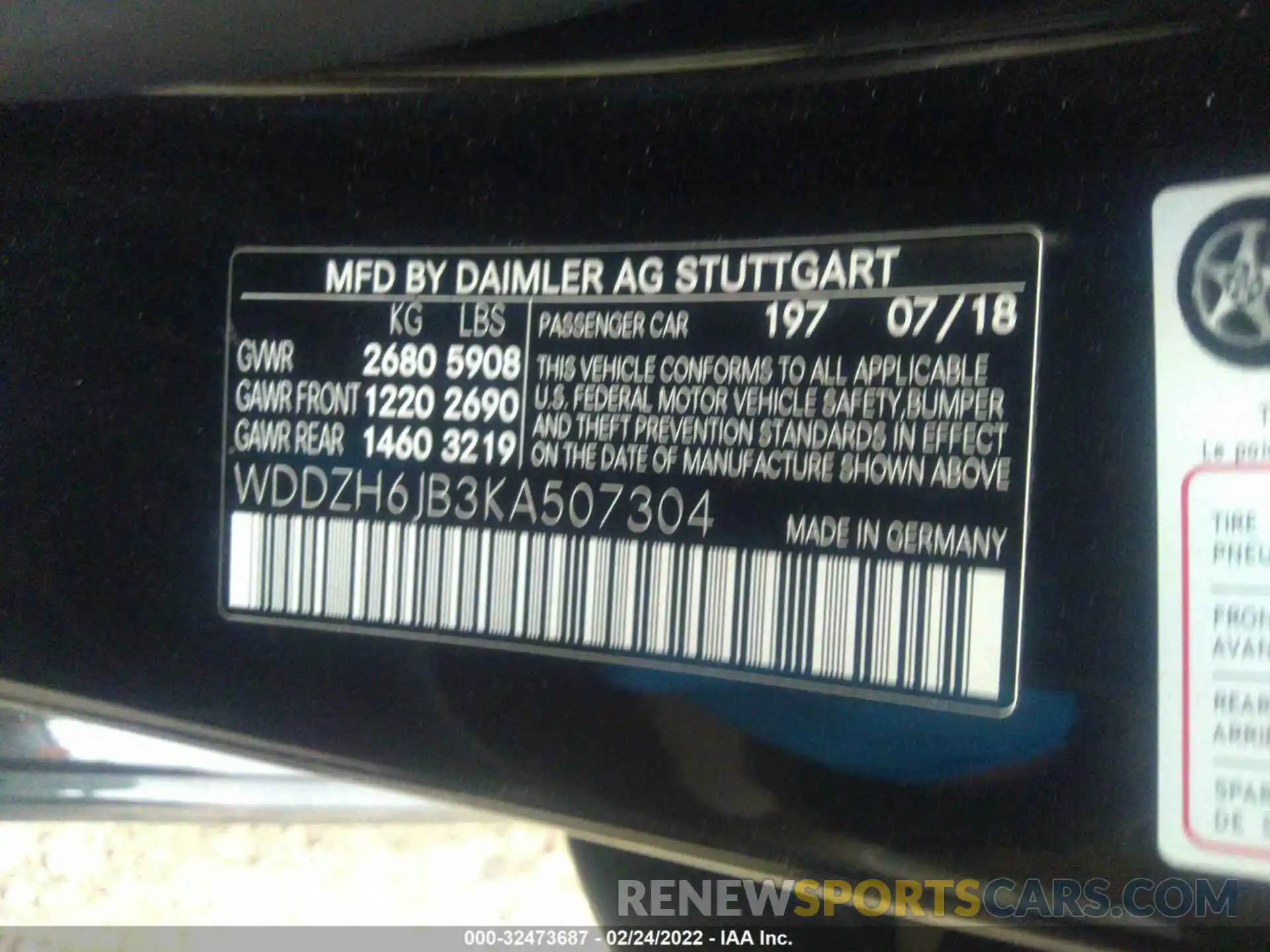 9 Photograph of a damaged car WDDZH6JB3KA507304 MERCEDES-BENZ E-CLASS 2019