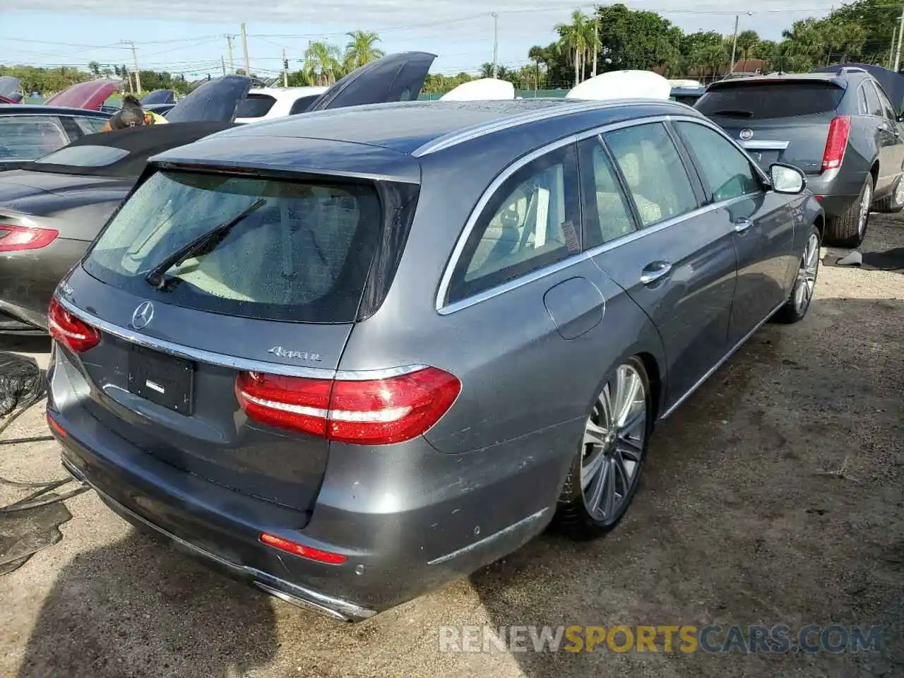 4 Photograph of a damaged car WDDZH6JB5KA538991 MERCEDES-BENZ E-CLASS 2019