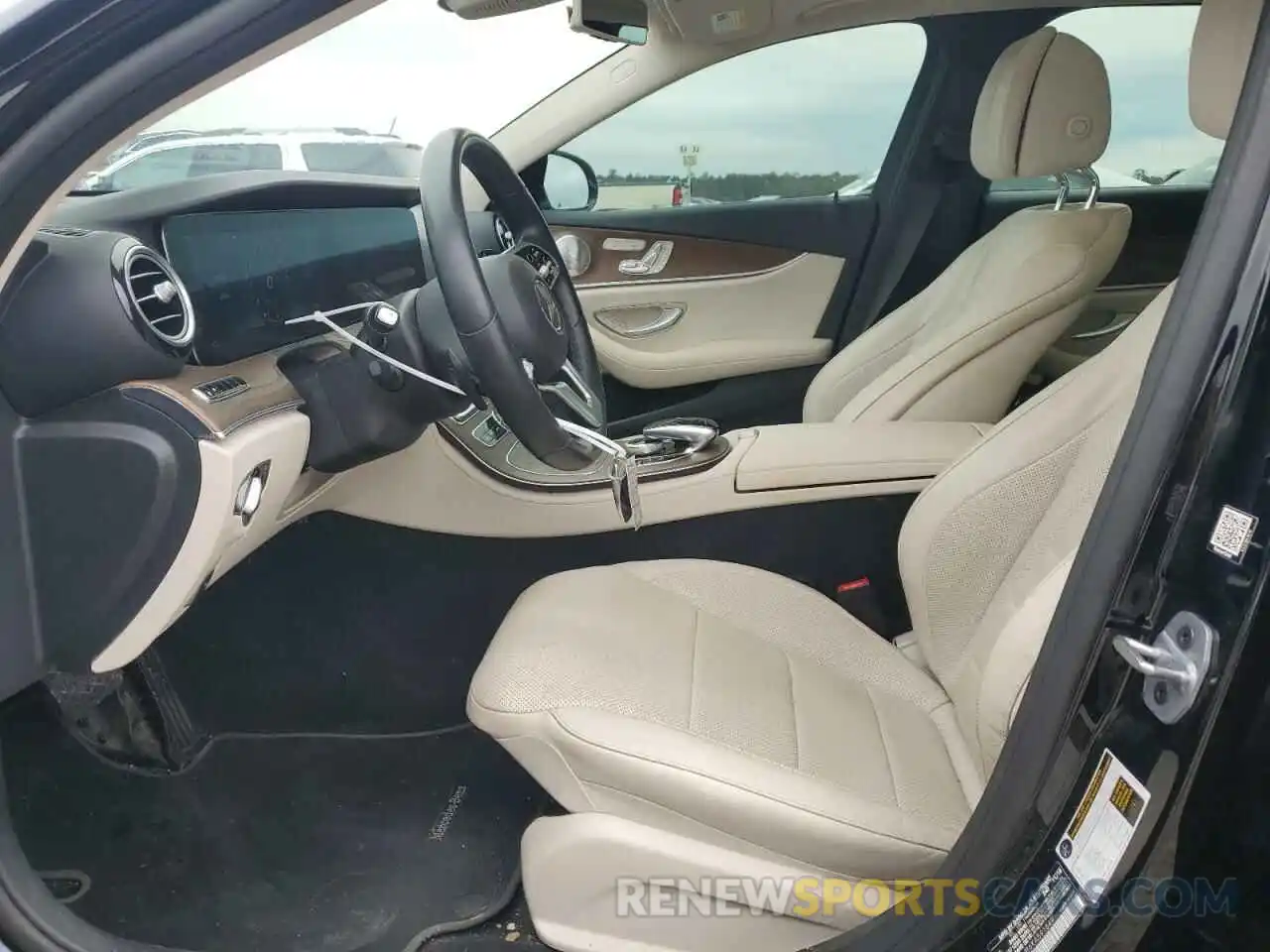 7 Photograph of a damaged car WDDZH6JB6KA591649 MERCEDES-BENZ E-CLASS 2019