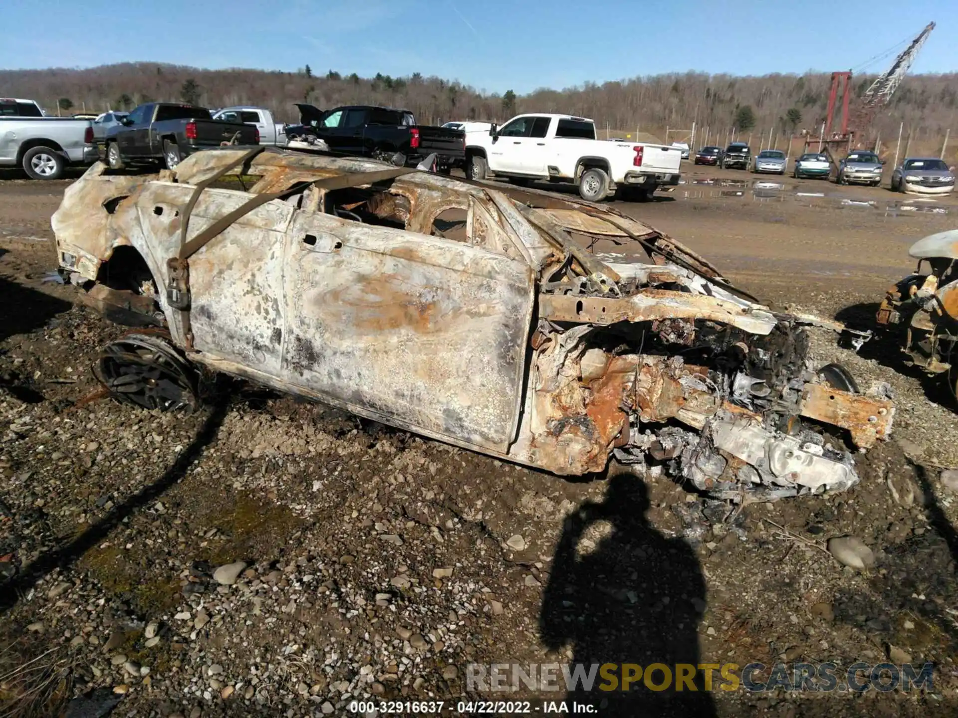 1 Photograph of a damaged car WDDZH6JB7KA564458 MERCEDES-BENZ E-CLASS 2019