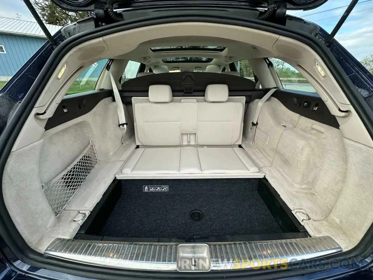 11 Photograph of a damaged car WDDZH6JB9KA591631 MERCEDES-BENZ E-CLASS 2019