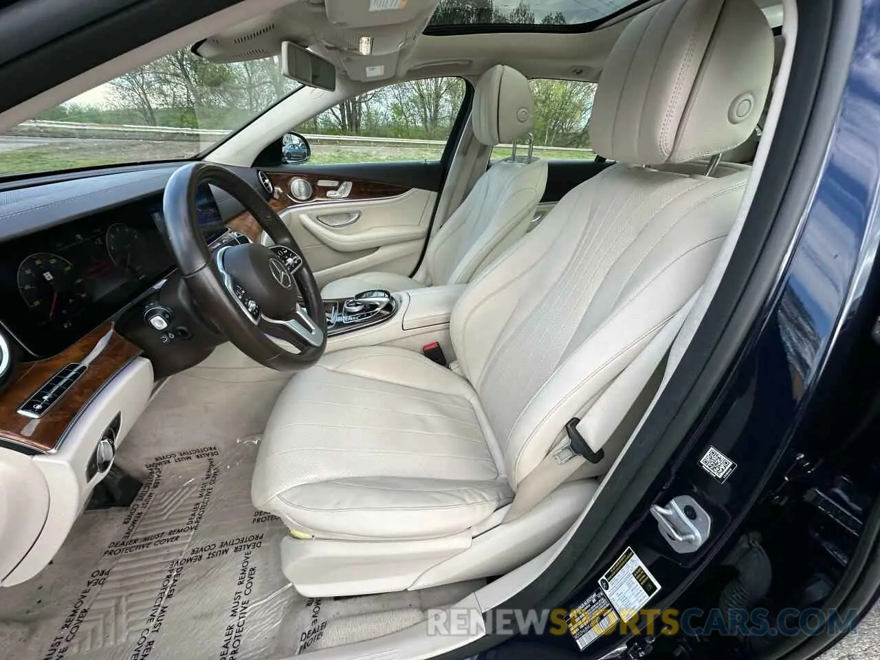 12 Photograph of a damaged car WDDZH6JB9KA591631 MERCEDES-BENZ E-CLASS 2019