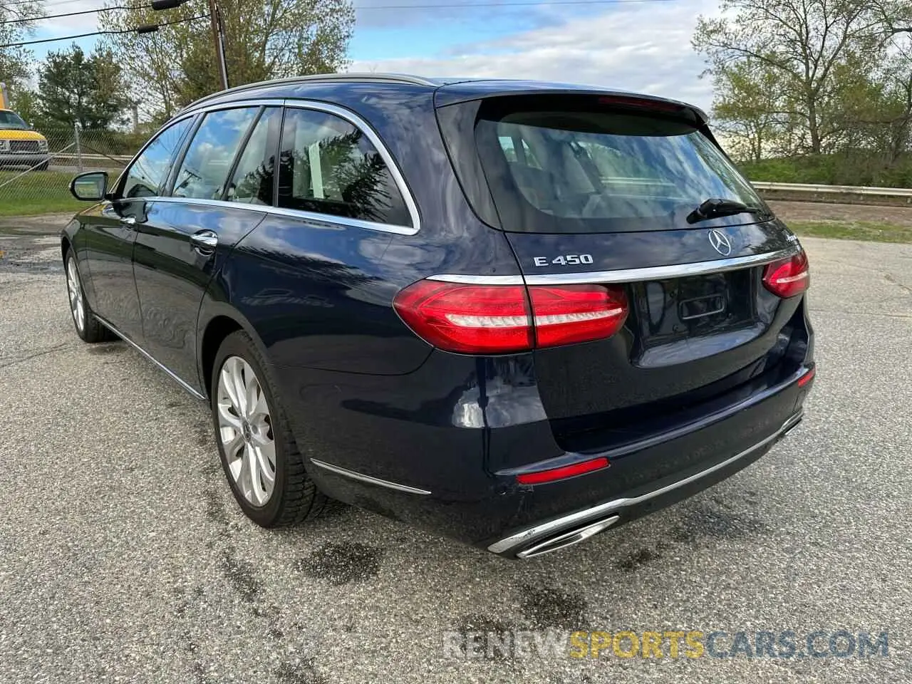 3 Photograph of a damaged car WDDZH6JB9KA591631 MERCEDES-BENZ E-CLASS 2019