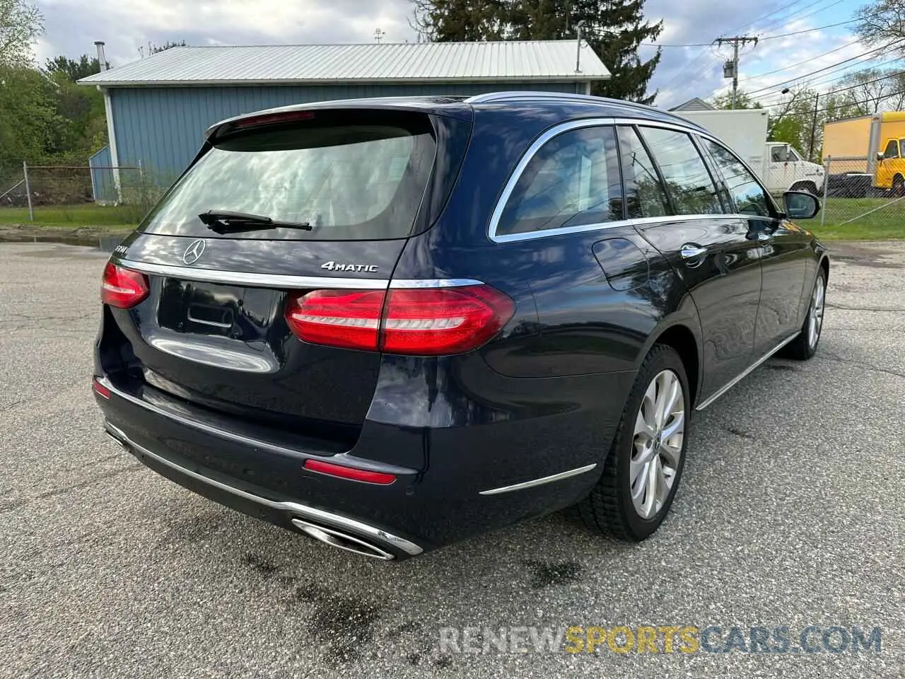 4 Photograph of a damaged car WDDZH6JB9KA591631 MERCEDES-BENZ E-CLASS 2019