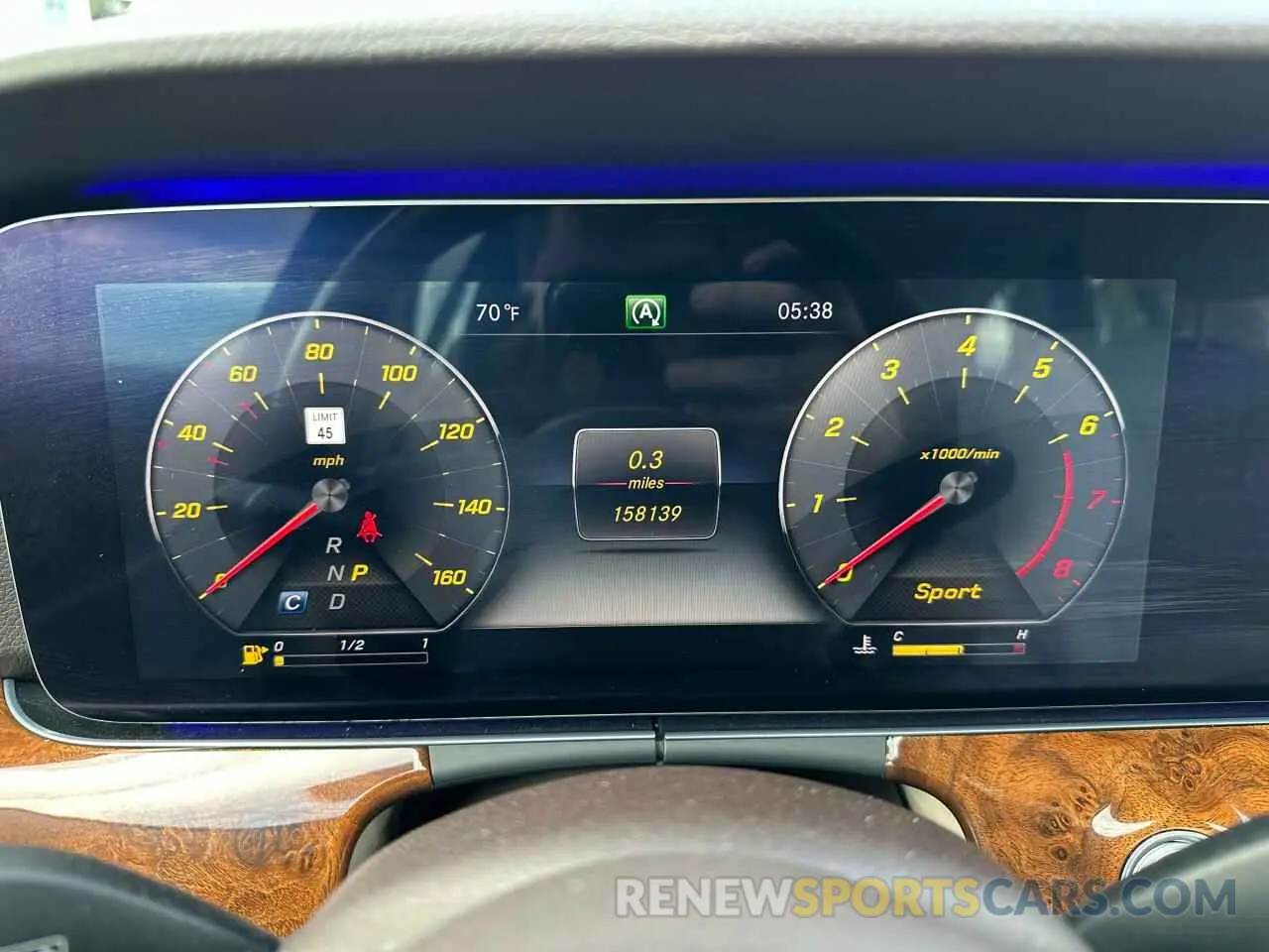 8 Photograph of a damaged car WDDZH6JB9KA591631 MERCEDES-BENZ E-CLASS 2019