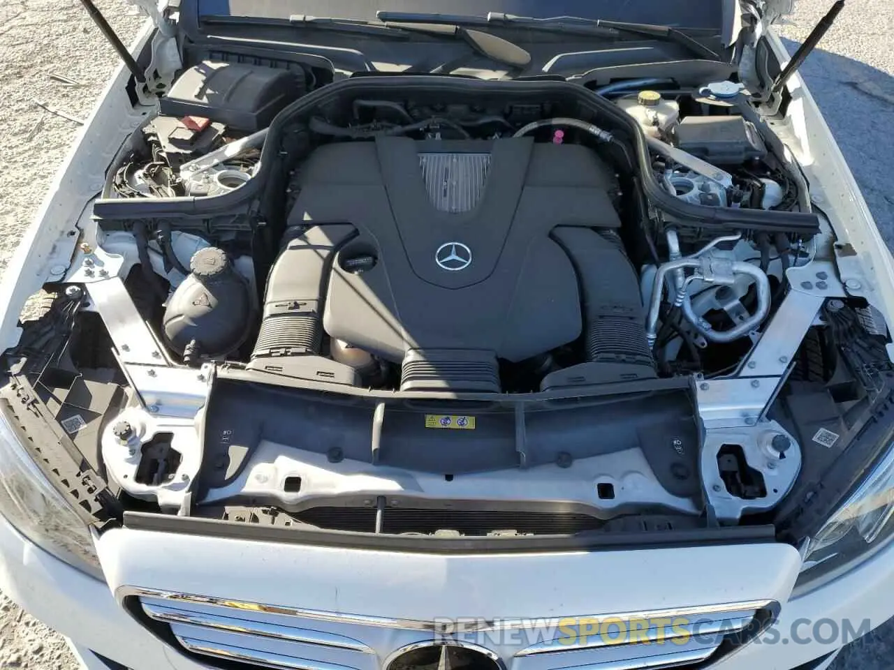 11 Photograph of a damaged car WDDZH6JBXKA577611 MERCEDES-BENZ E-CLASS 2019
