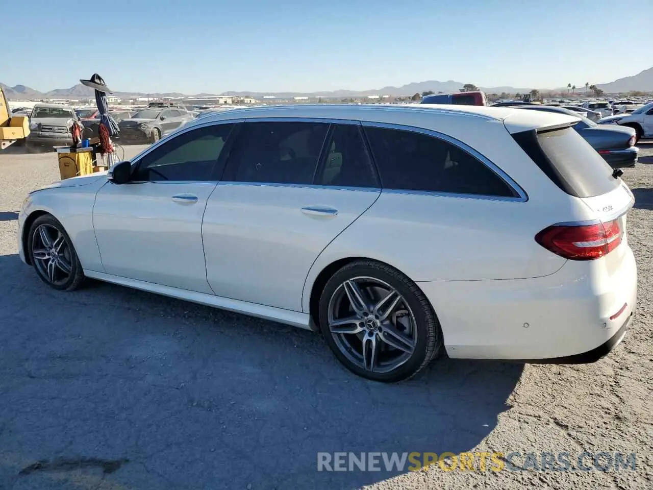 2 Photograph of a damaged car WDDZH6JBXKA577611 MERCEDES-BENZ E-CLASS 2019