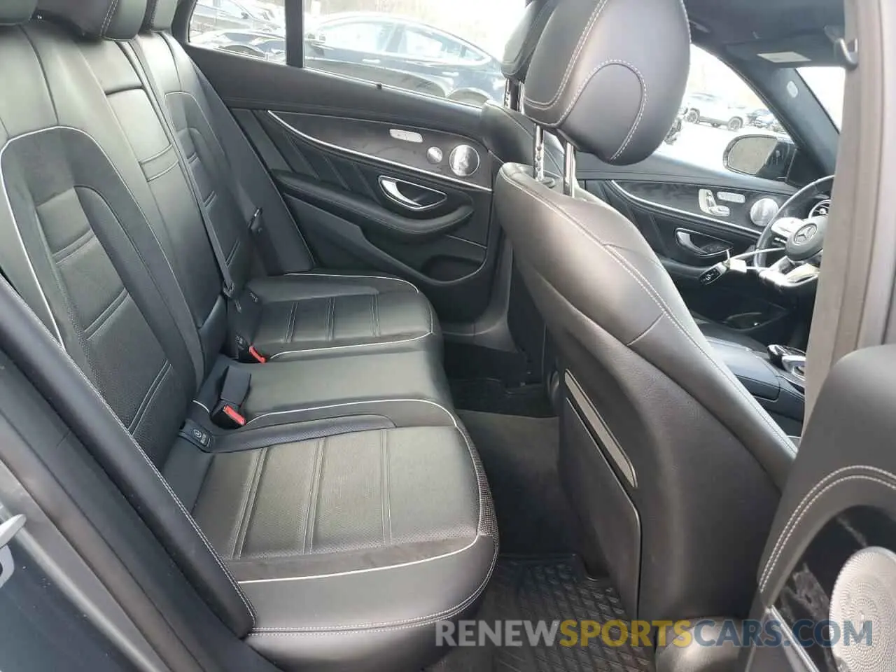 10 Photograph of a damaged car WDDZH8KB4KA579719 MERCEDES-BENZ E-CLASS 2019