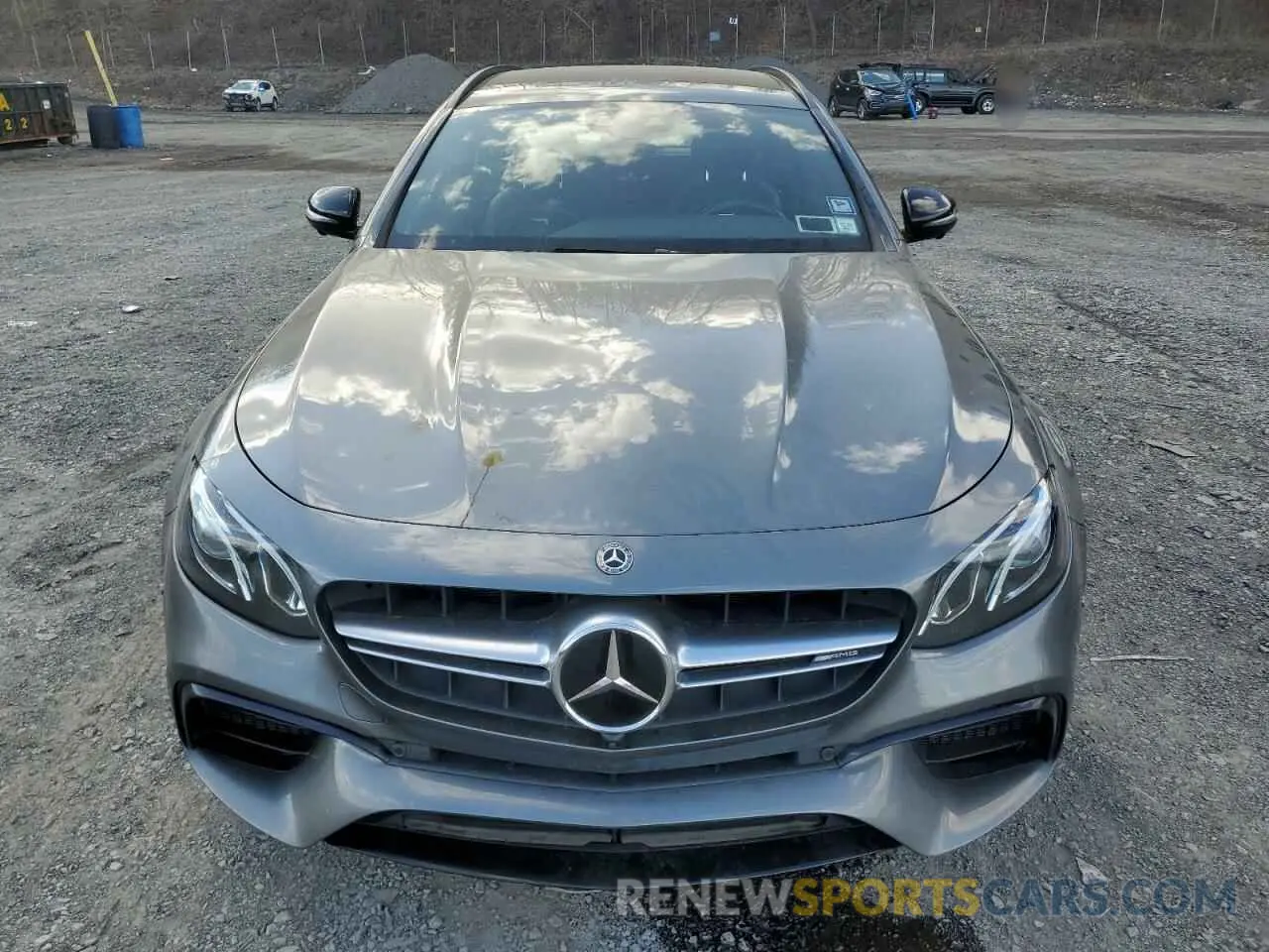 5 Photograph of a damaged car WDDZH8KB4KA579719 MERCEDES-BENZ E-CLASS 2019