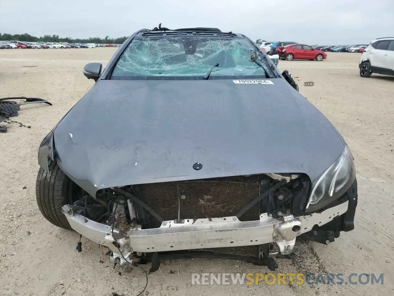 5 Photograph of a damaged car W1K1J6HB4LF144801 MERCEDES-BENZ E-CLASS 2020