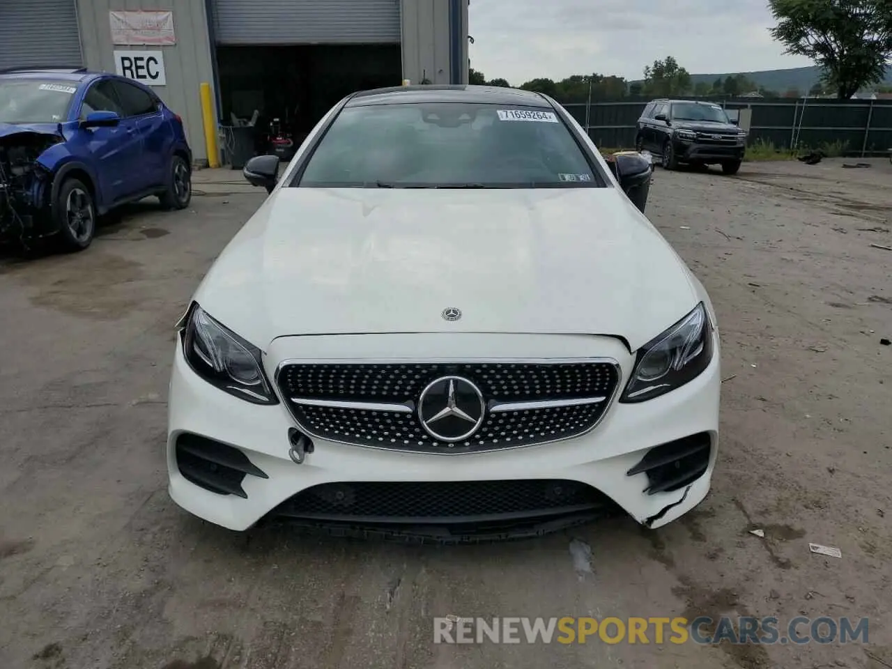 5 Photograph of a damaged car W1K1J6JB2LF133225 MERCEDES-BENZ E-CLASS 2020