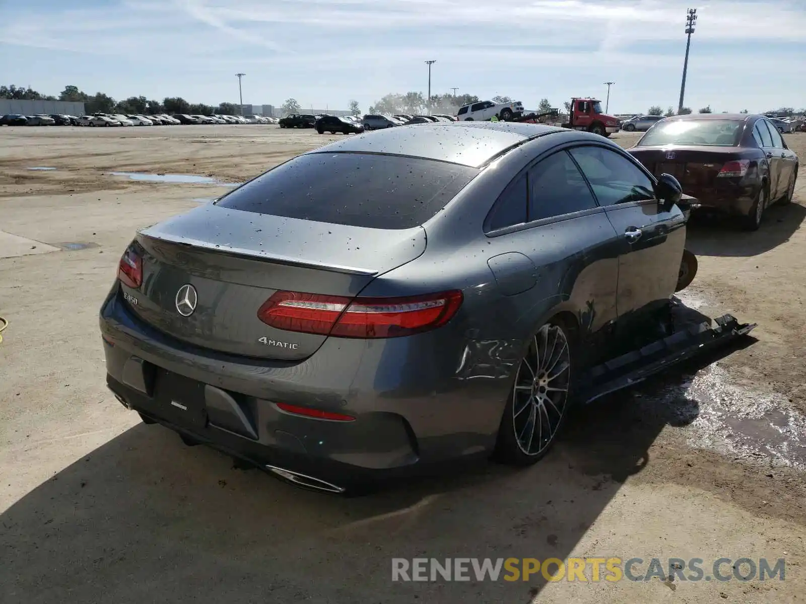 4 Photograph of a damaged car W1K1J6JB3LF136893 MERCEDES-BENZ E CLASS 2020