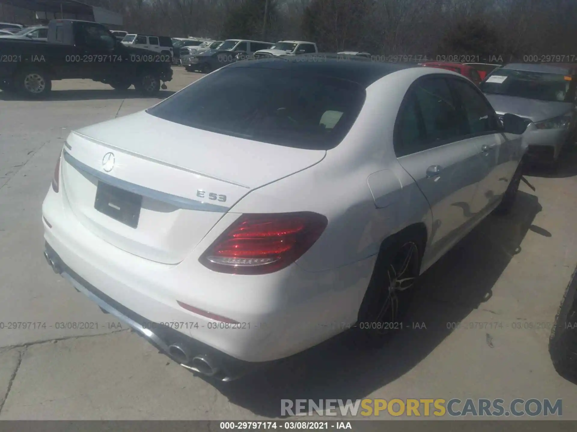 4 Photograph of a damaged car W1KZF6BB2LA801752 MERCEDES-BENZ E-CLASS 2020