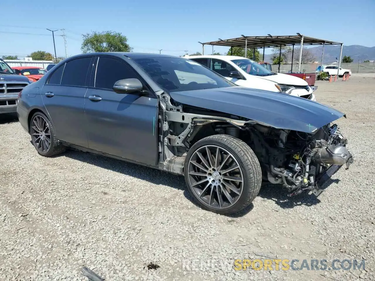 4 Photograph of a damaged car W1KZF6BB8LA802081 MERCEDES-BENZ E-CLASS 2020