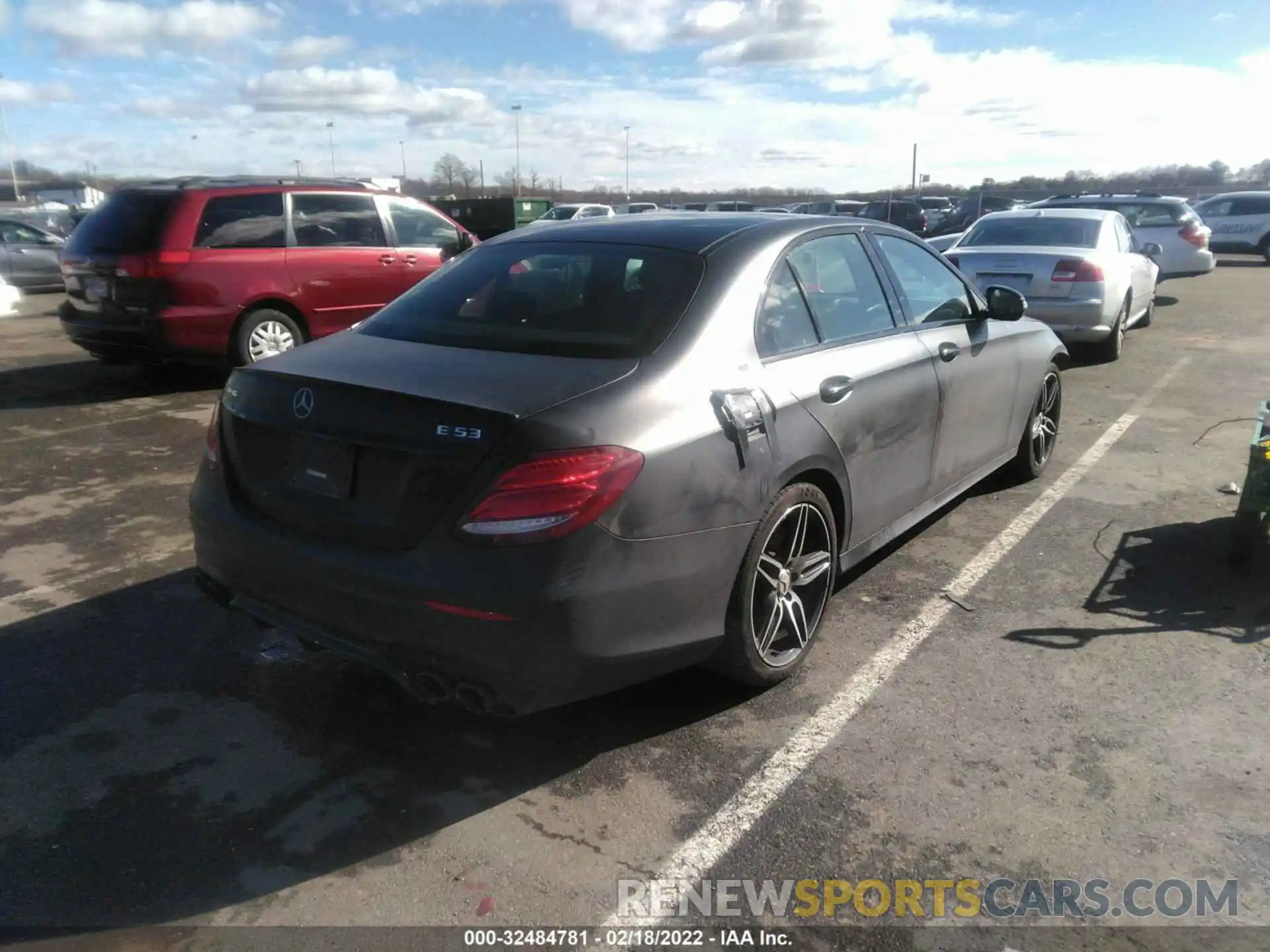 4 Photograph of a damaged car W1KZF6BB9LA759502 MERCEDES-BENZ E-CLASS 2020