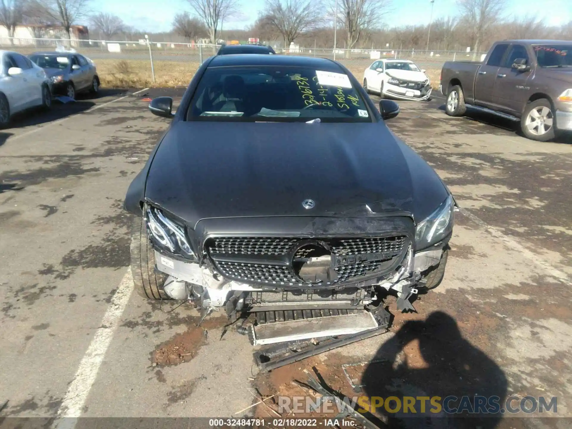 6 Photograph of a damaged car W1KZF6BB9LA759502 MERCEDES-BENZ E-CLASS 2020