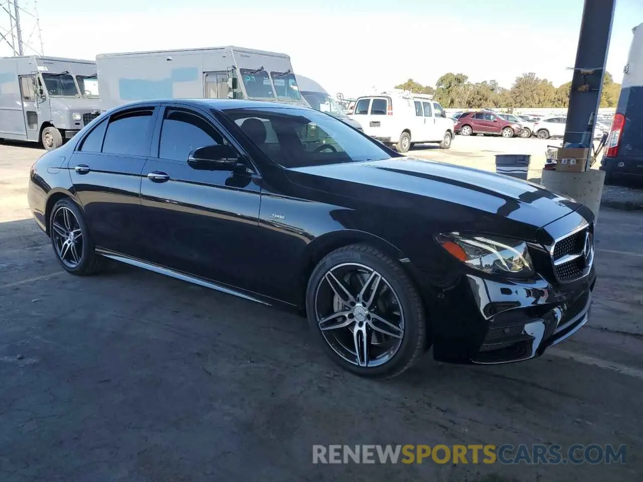 4 Photograph of a damaged car W1KZF6BBXLA811770 MERCEDES-BENZ E-CLASS 2020