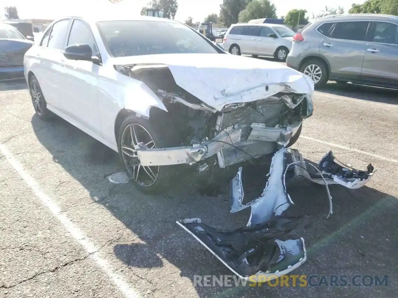 1 Photograph of a damaged car W1KZF6JB0LA809799 MERCEDES-BENZ E-CLASS 2020