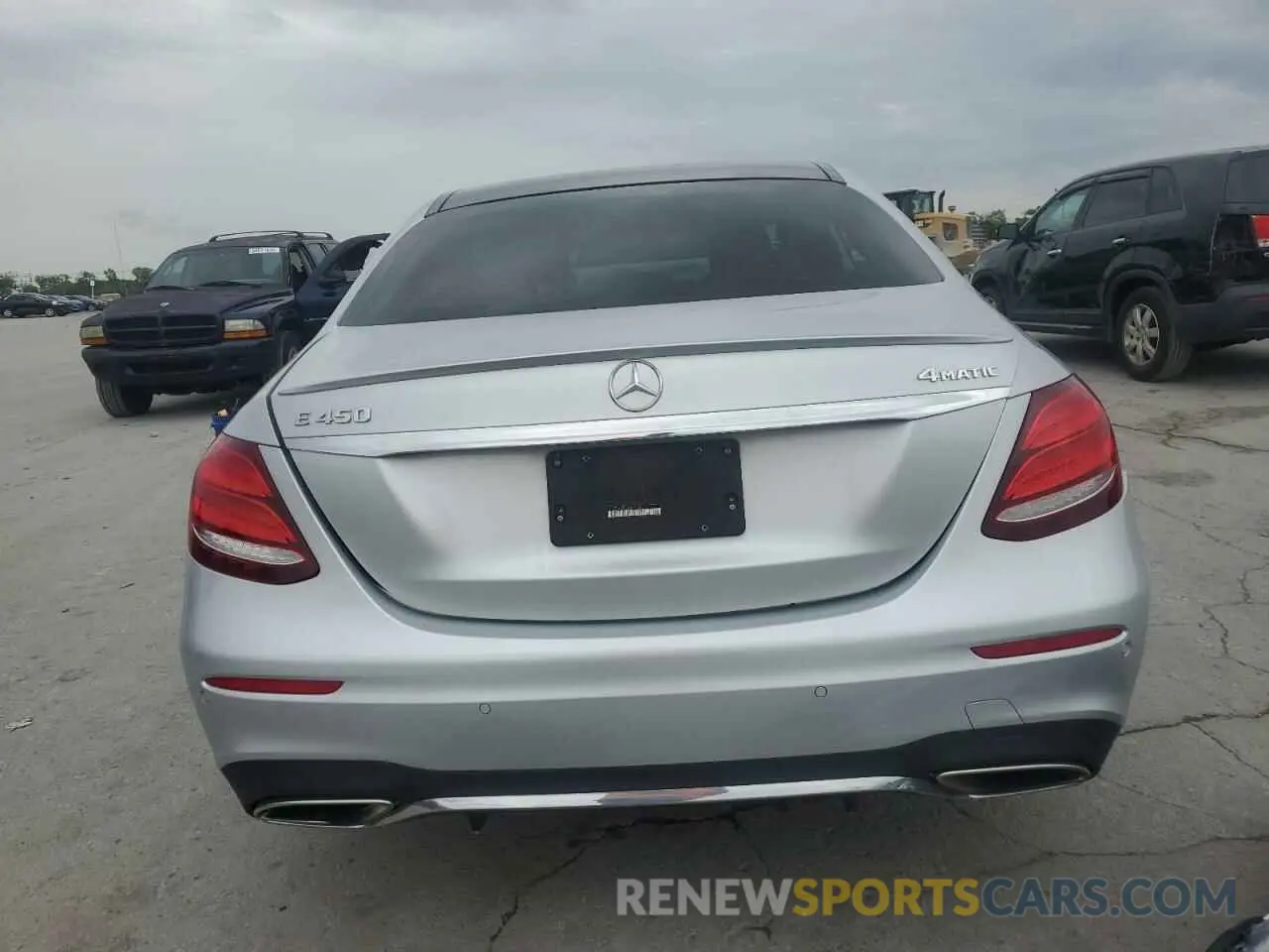6 Photograph of a damaged car W1KZF6JB5LA842314 MERCEDES-BENZ E-CLASS 2020